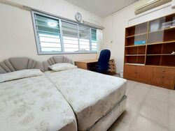 Blk 336 Jurong East Avenue 1 (Jurong East), HDB Executive #517825581